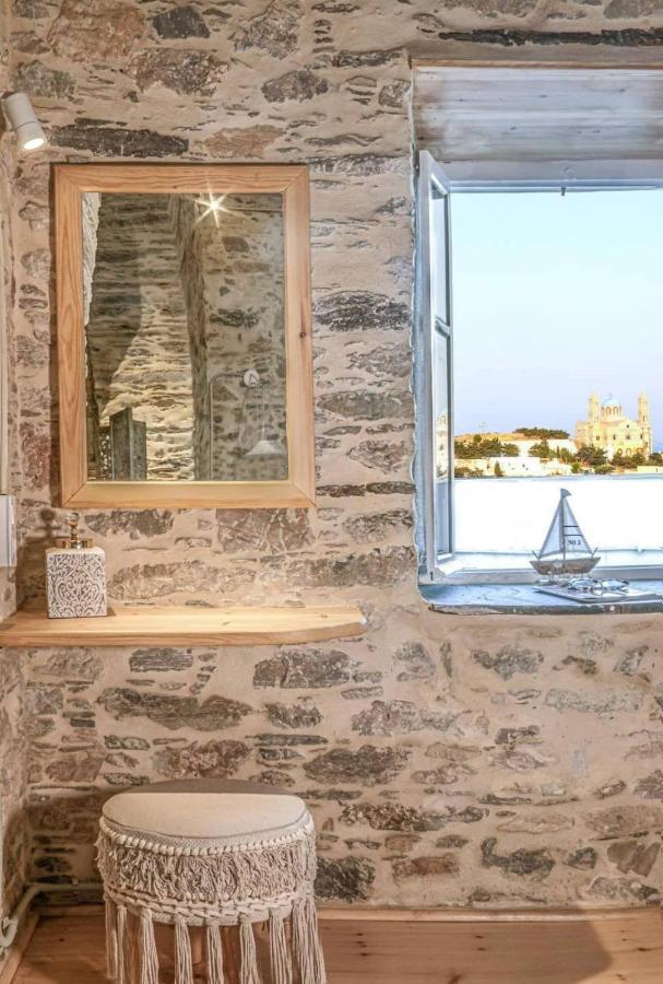 Azura, Traditional Residence In Ano Syros Bagian luar foto