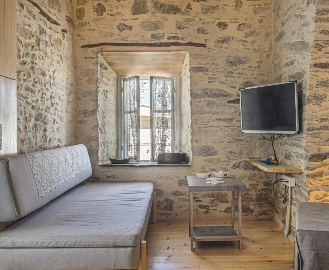 Azura, Traditional Residence In Ano Syros Bagian luar foto